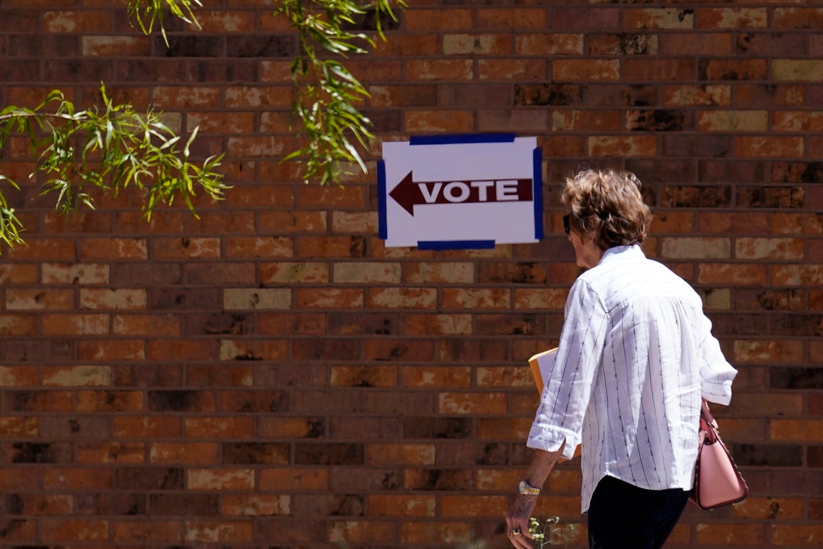 False claims about pens in Arizona primary prompts warning