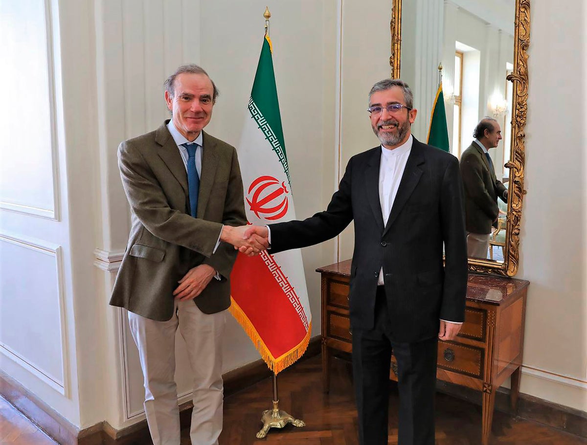 İran, ABD ve AB, nükleer müzakereler için Viyana'ya elçi gönderecek