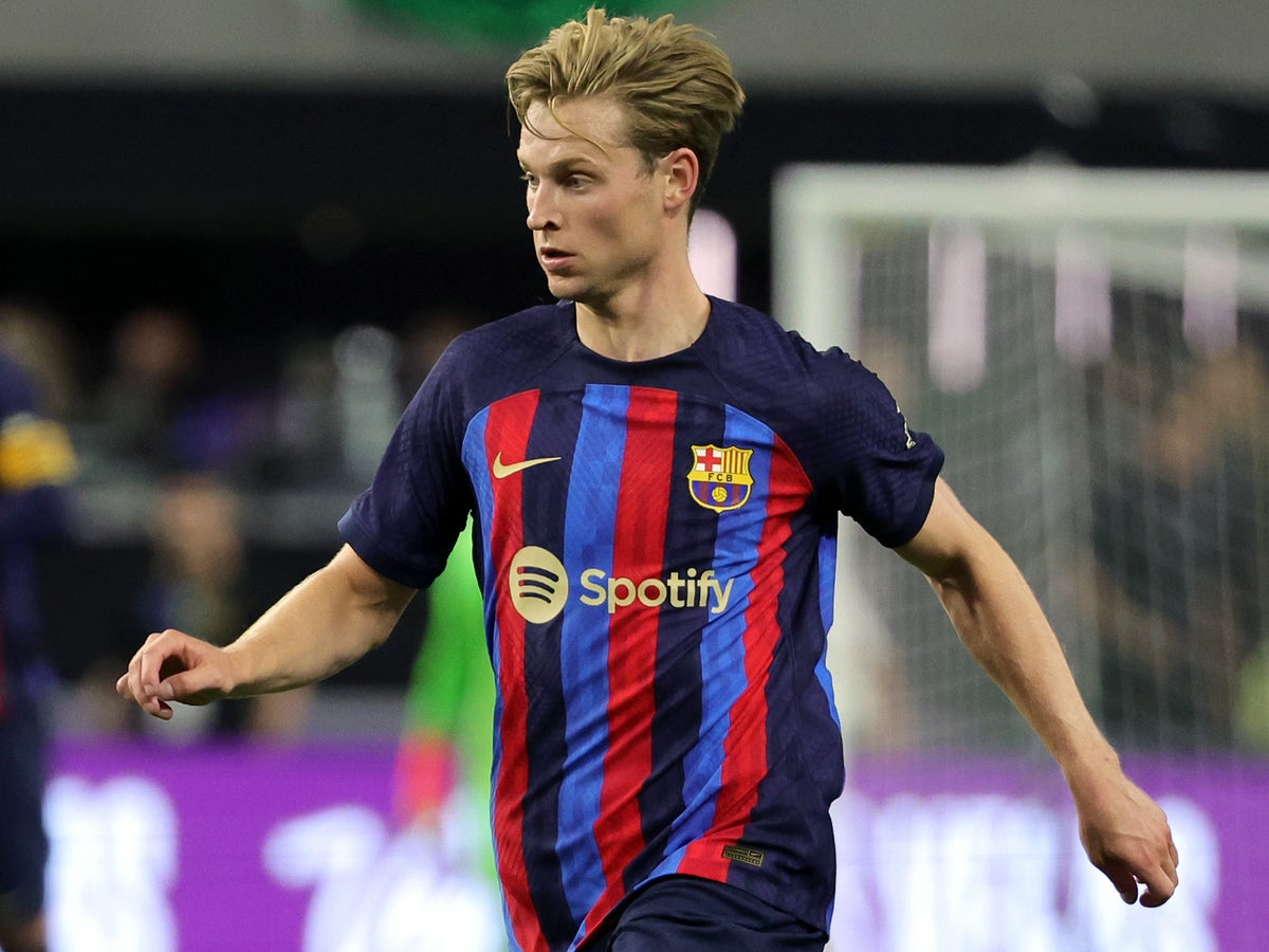 Transfer news LIVE: Frenkie de Jong deadline set as Chelsea look to sign two Premier League defenders