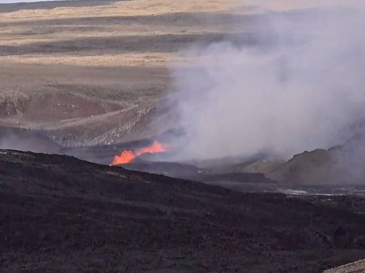 İzlanda: Reykjavik yakınlarındaki yanardağ 6.000 yıl sonra ikinci kez patladı