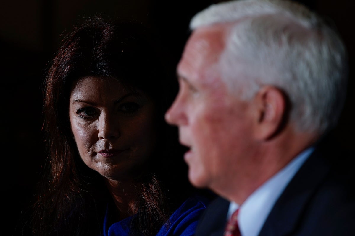 Pence touts Wisconsin GOP governor candidate Kleefisch