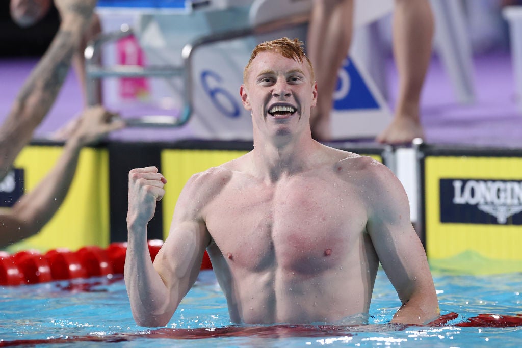 Tom Dean finished on a high as England won relay gold