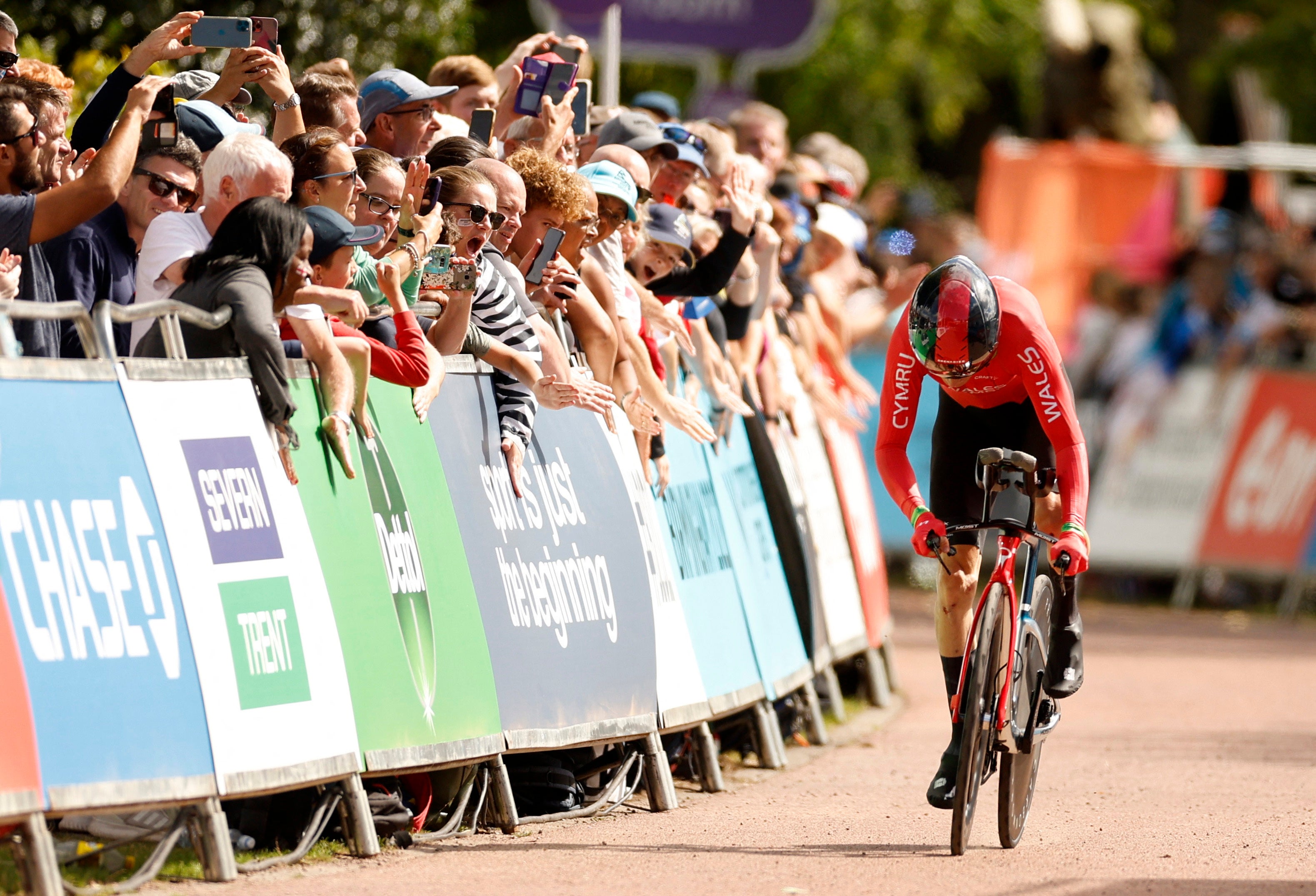 Geraint Thomas nears the finish at West Park
