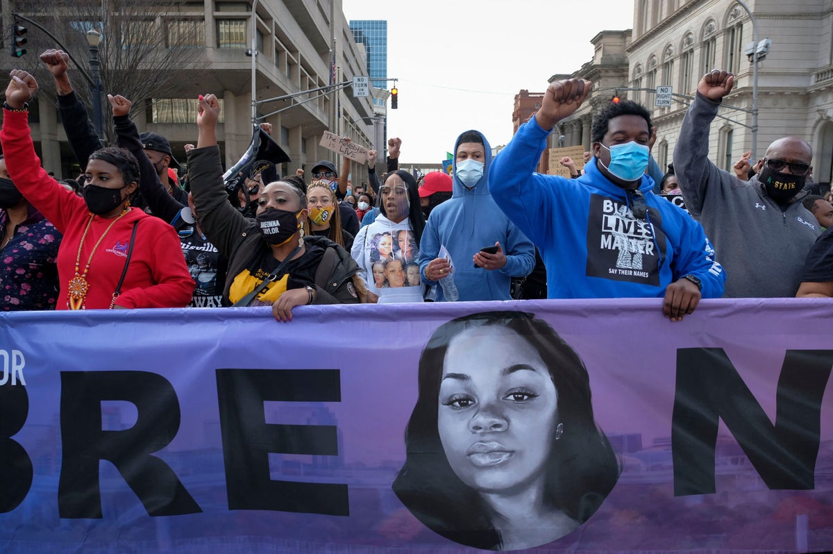 Breonna Taylor: Four officers charged with federal civil rights violations following fatal 2020 shooting