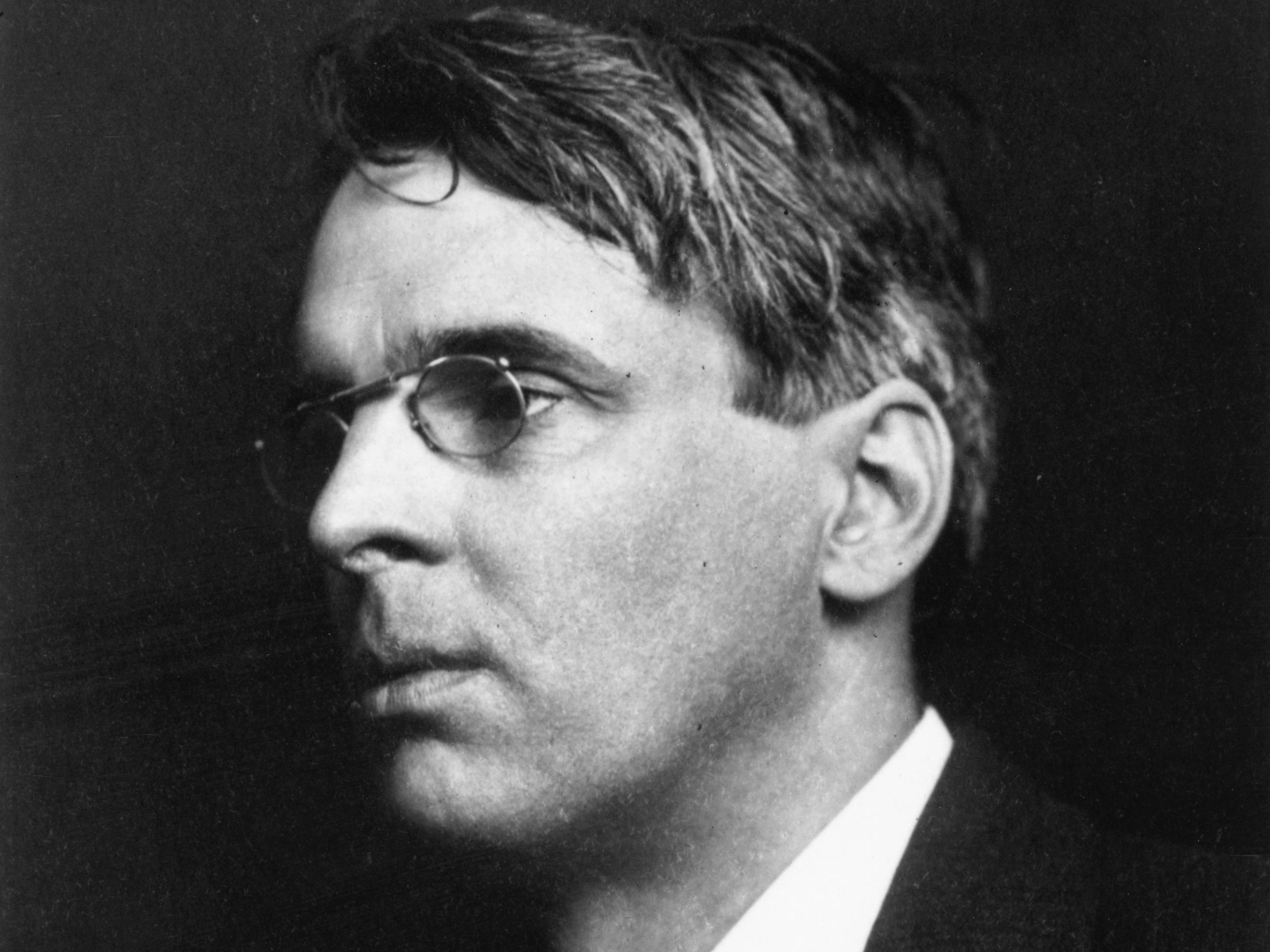 William Butler Yeats in about 1900