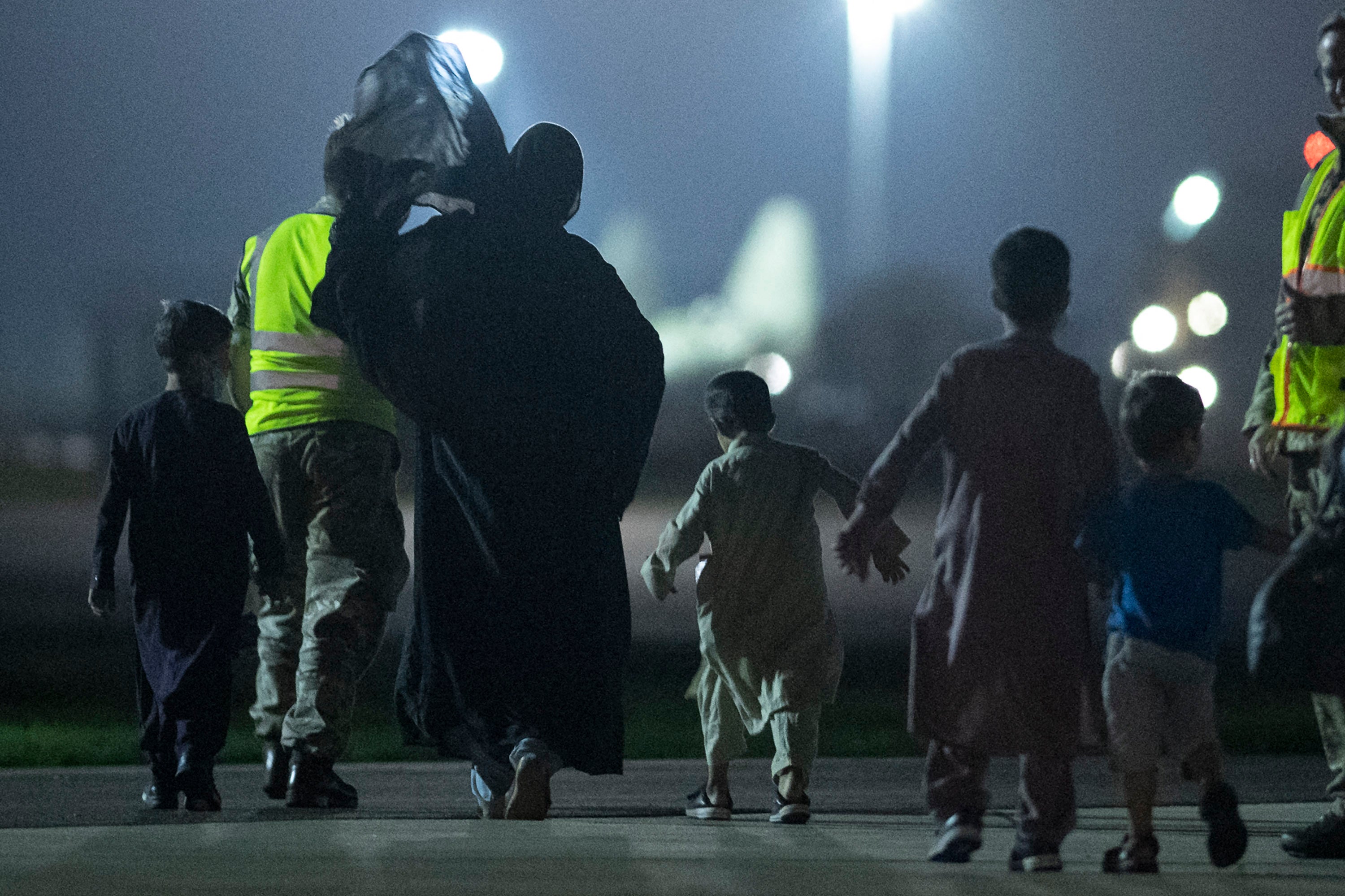 Passengers desembark at RAF Brize Norton