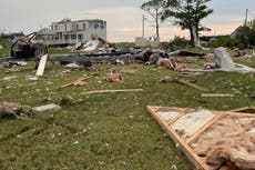 Waterspout destroys several homes on Maryland island