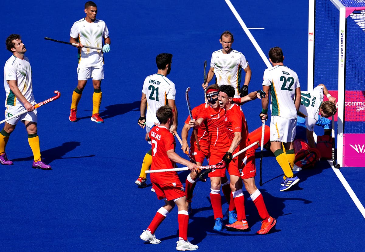 England win Commonwealth hockey bronze after fighting back to beat South Africa