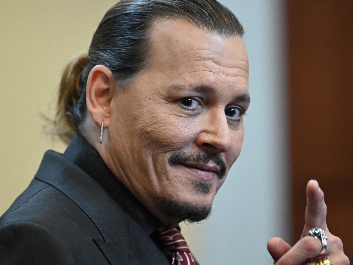 Johnny Depp to direct first feature film in 25 years with Al Pacino co-producing