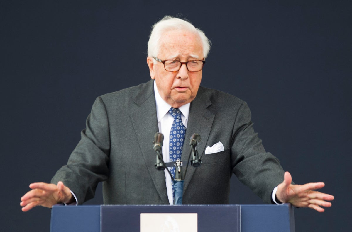 David McCullough death: Author and two-time Pulitzer Prize winner dies aged 89