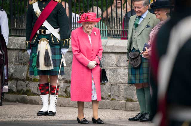 <p>The Queen inspects Balaklava Company, 5 Battalion The Royal Regiment of Scotland at the gates at Balmoral</p>