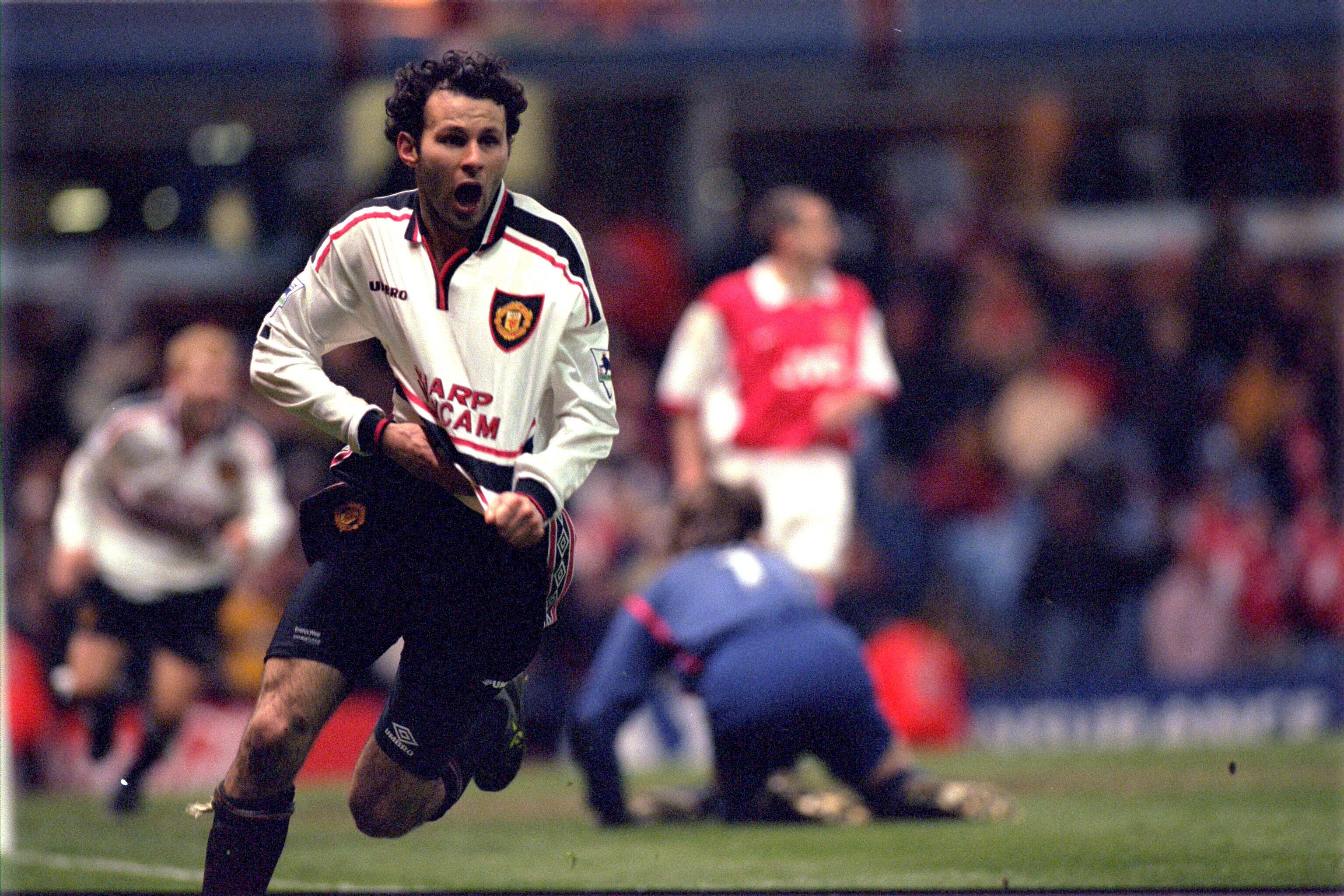 Ryan Giggs’ goal in an FA Cup semi-final replay in 1999 has gne down in folklore