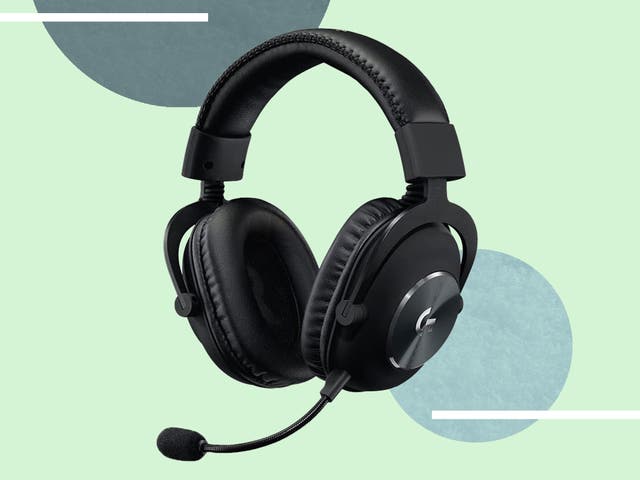 <p>The headphones work with computers and consoles alike </p>