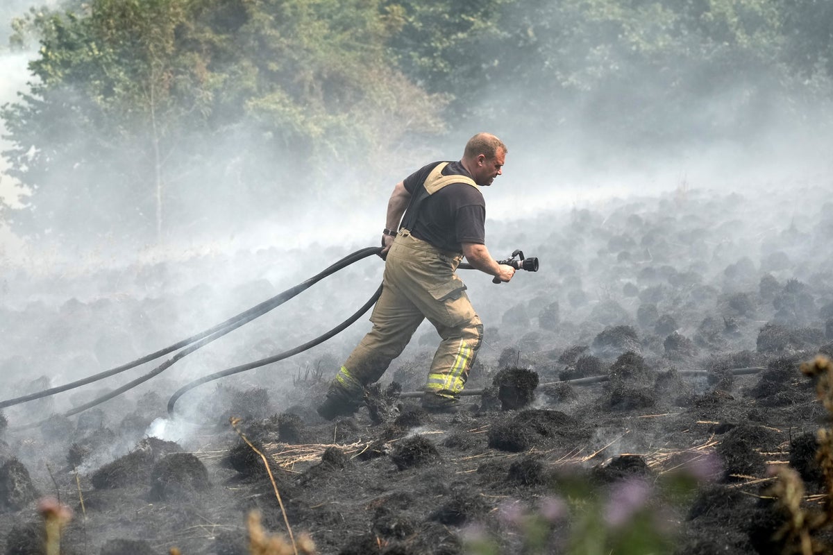 Firefighters ‘won’t be able to answer all calls’ as heatwaves push services to limit