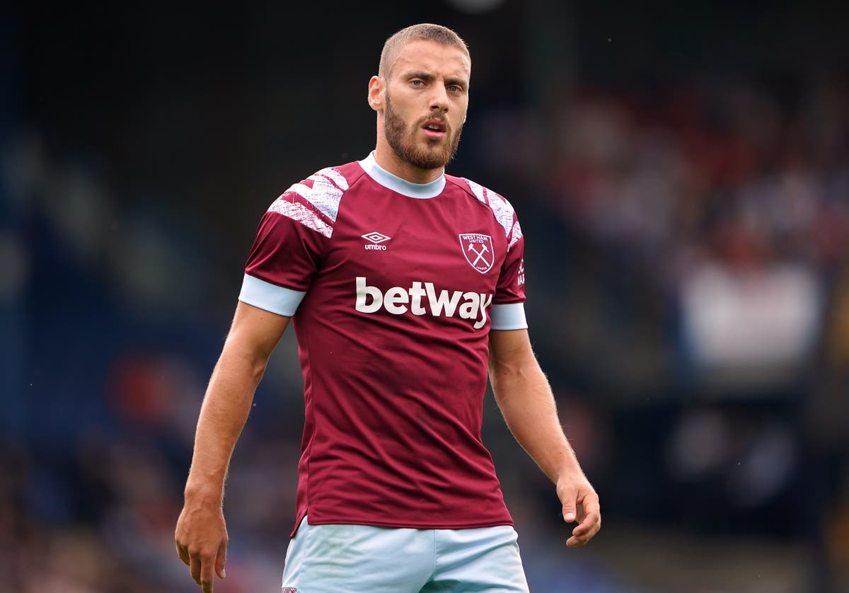 West Ham midfielder Nikola Vlasic joins Torino on loan