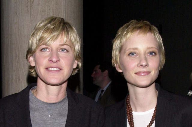 <p>Ellen DeGeneres and Anne Heche </p>