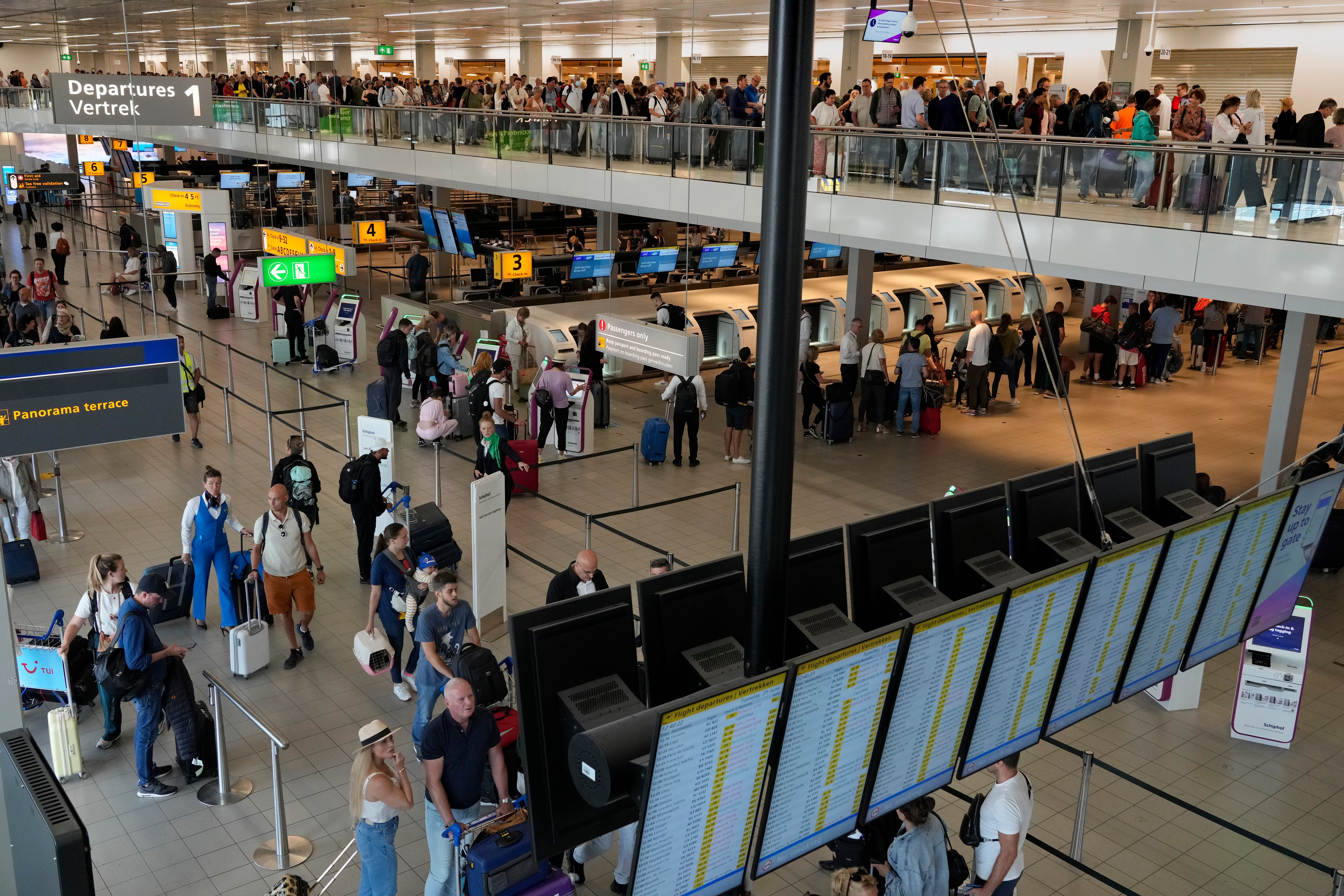 Netherlands Schiphol Travel Chaos
