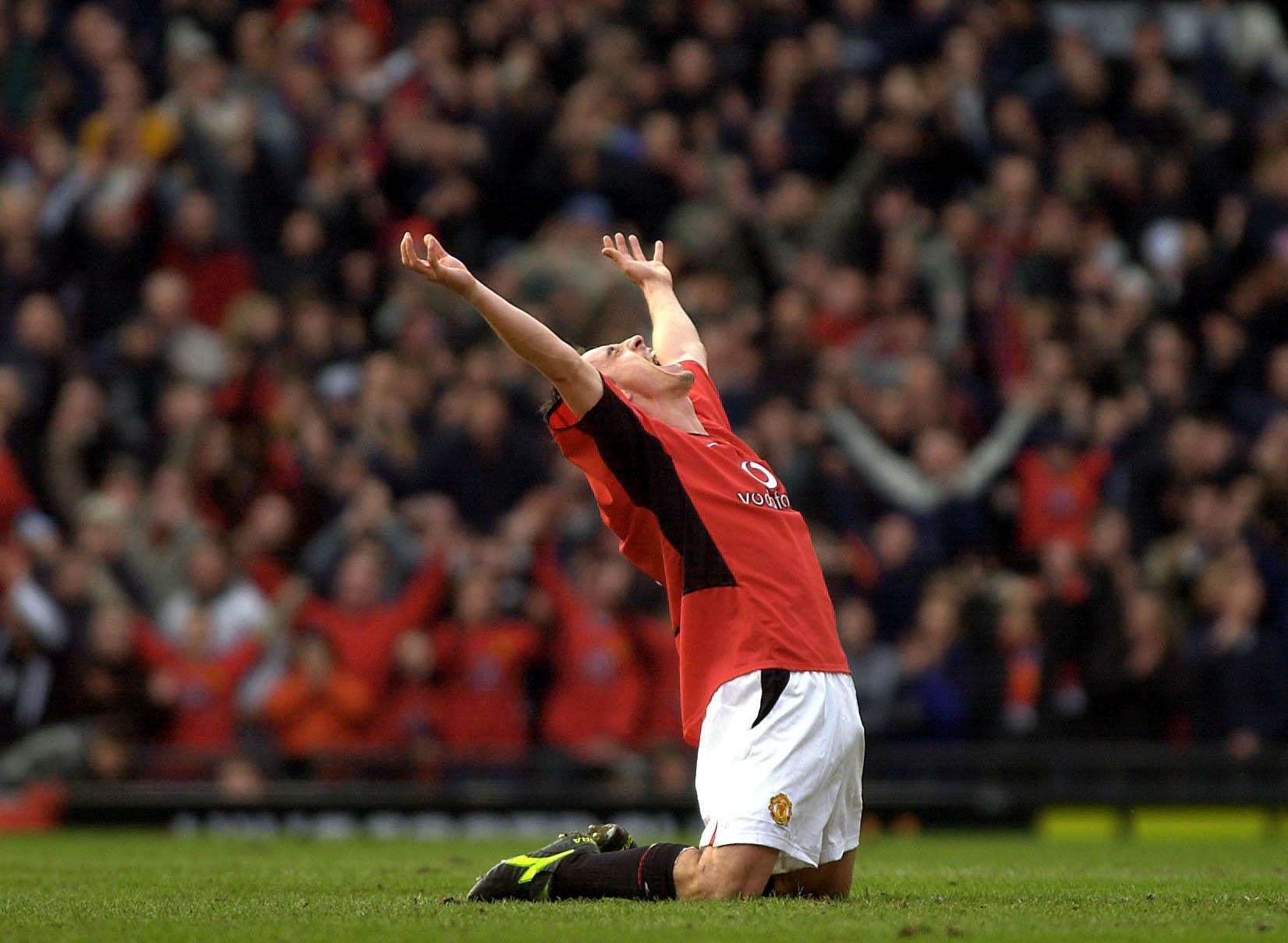 Manchester United defender Gary Neville won eight titles under Sir Alex Ferguson (John Giles/PA Archive)