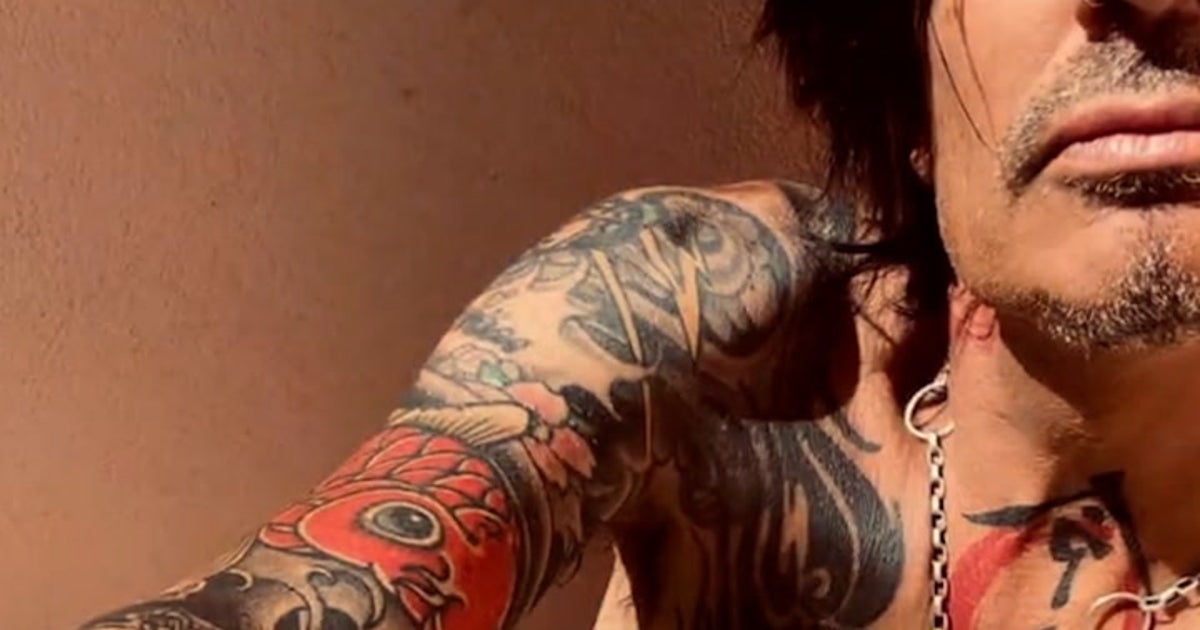 Tommy Lee posts full-frontal nude photo on Instagram | Culture |  Independent TV