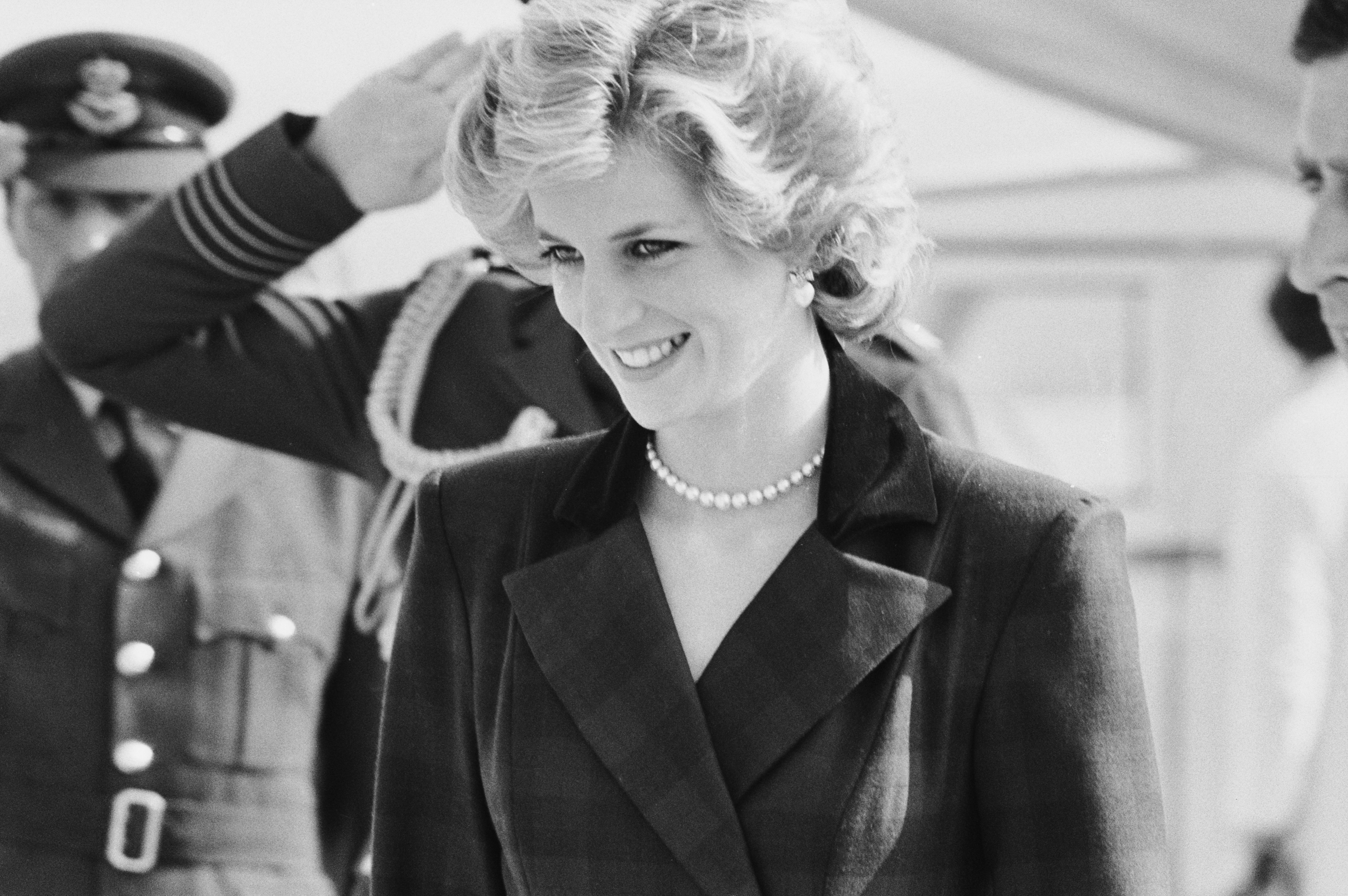 A new documentary looks into the police investigations that followed the car crash that killed Princess Diana