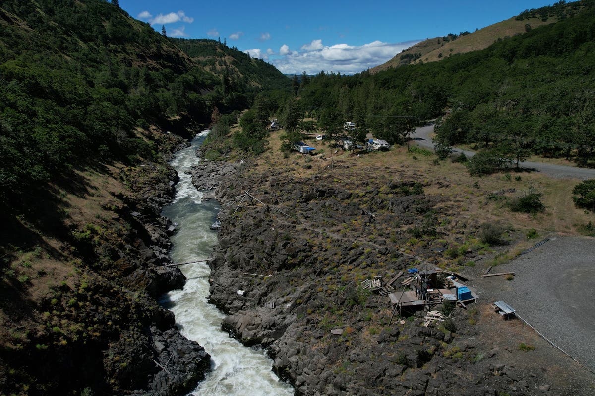 Columbia River's salmon are at the core of ancient religion