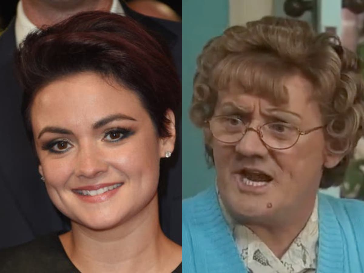Mrs Brown&rsquo;s Boys actor reveals strict way father Brendan O&rsquo;Carroll keeps cast of family members in line