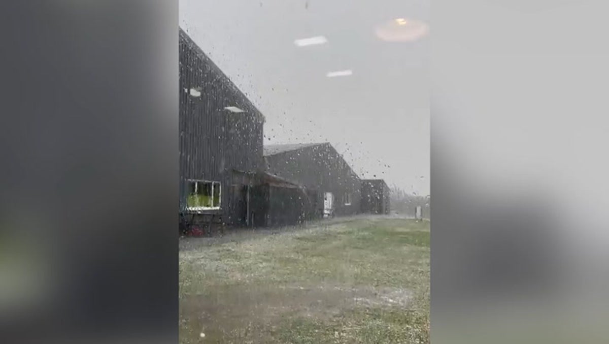 Heavy rain hammers Devon houses during storm