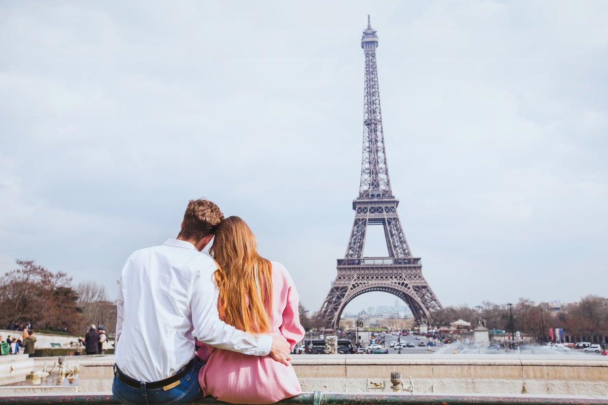 Man brands his girlfriend ‘selfish’ for booking surprise trip to Paris for them both