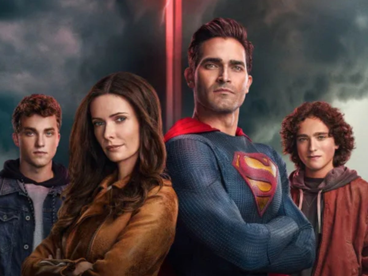 Superman & Lois: Key role recast as Jonathan Kent actor ...