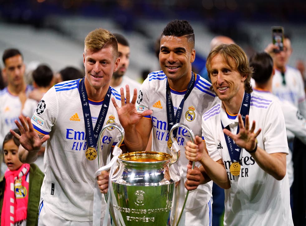 Manchester United closing in on deal for Real Madrid midfielder Casemiro