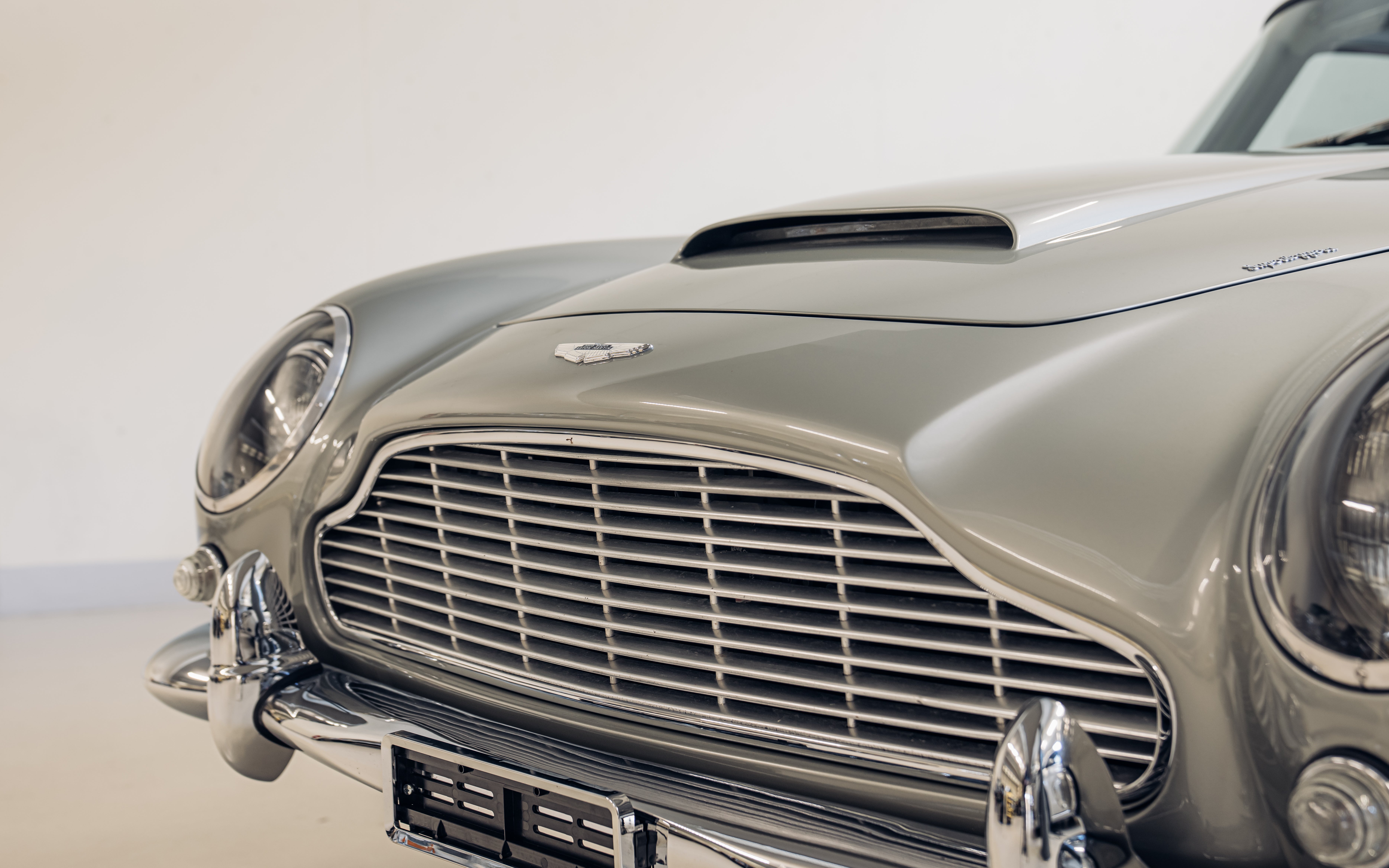Sean Connery's 'James Bond' Aston Martin DB5 is up for auction