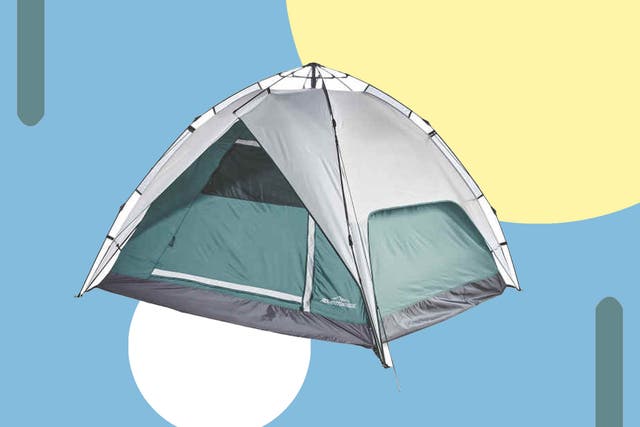 <p>The tent has a cross ventilation system to help regulate temperature</p>