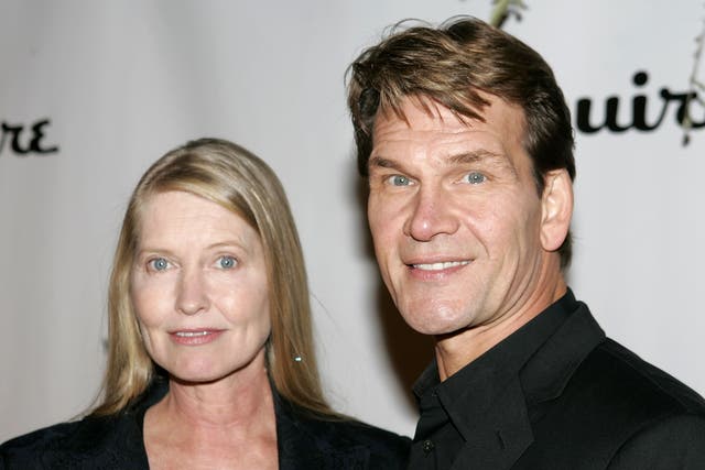 <p> LOS ANGELES - NOVEMBER 11: Actor Patrick Swayze (right) and his wife Lisa Niemi arrive for the 2nd Annual Ocean Partners Awards Gala on November 11, 2004 in Los Angeles, California. (Photo by Carlo Allegri/Getty Images)</p>