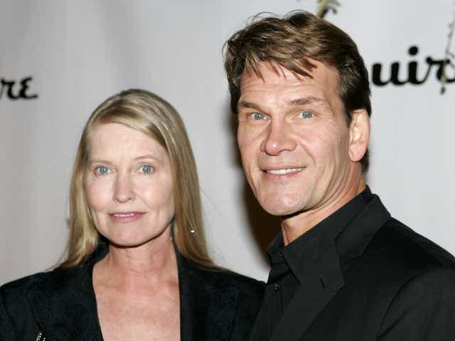 <p> LOS ANGELES - NOVEMBER 11: Actor Patrick Swayze (right) and his wife Lisa Niemi arrive for the 2nd Annual Ocean Partners Awards Gala on November 11, 2004 in Los Angeles, California. (Photo by Carlo Allegri/Getty Images)</p>