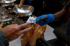 Labour sets out plan to change minimum wage so it reflects cost of living