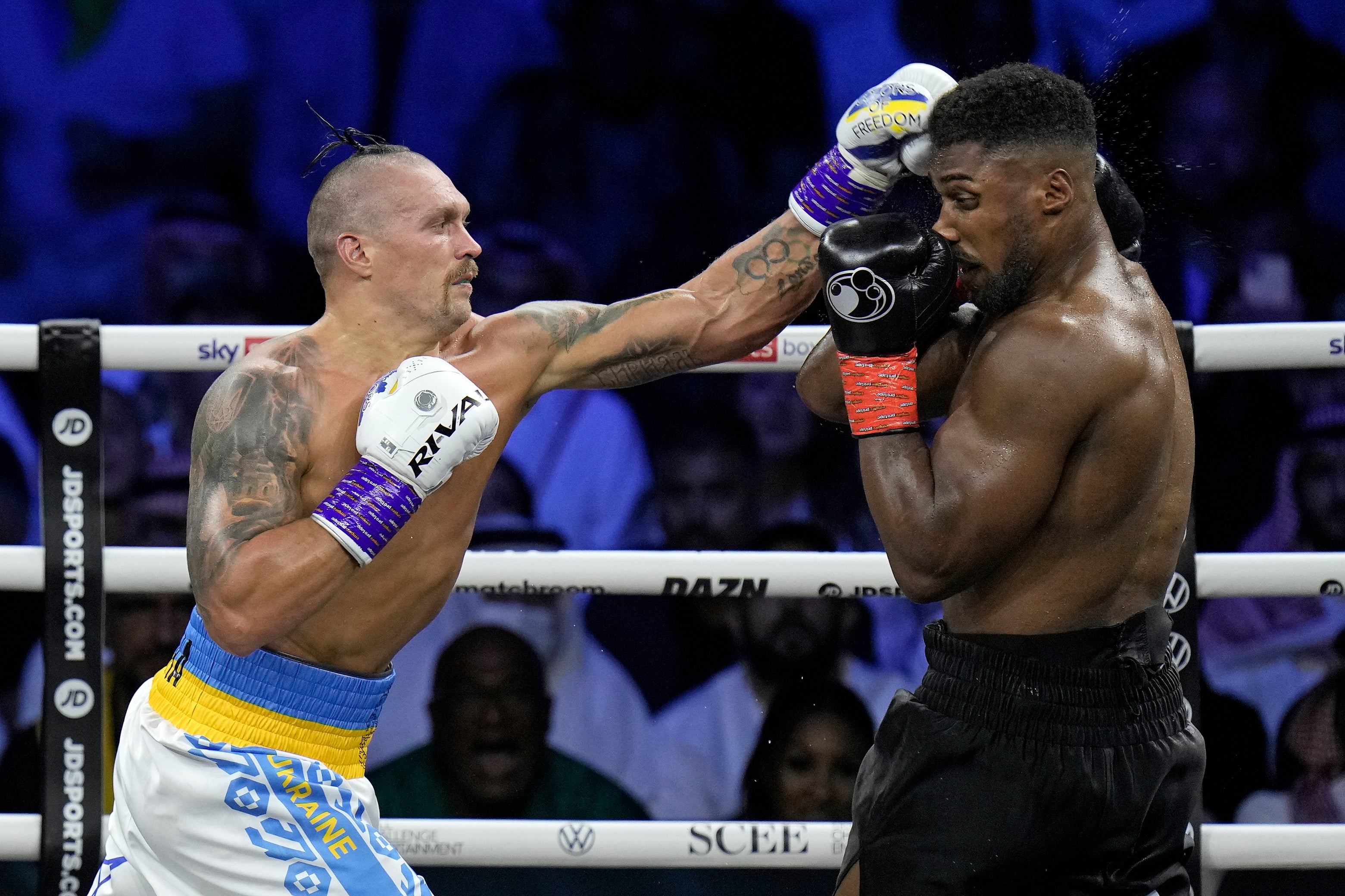 Usyk Defeated Joshua Again To Retain The World Heavyweight Belts ...