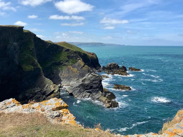 <p>Two islands depicted off the Ceredigion coast in the Gough Map could be evidence of a mythical Welsh land</p>