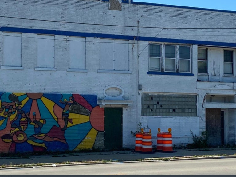A YouTuber found a decomposing body in this abandoned building in Milwaukee