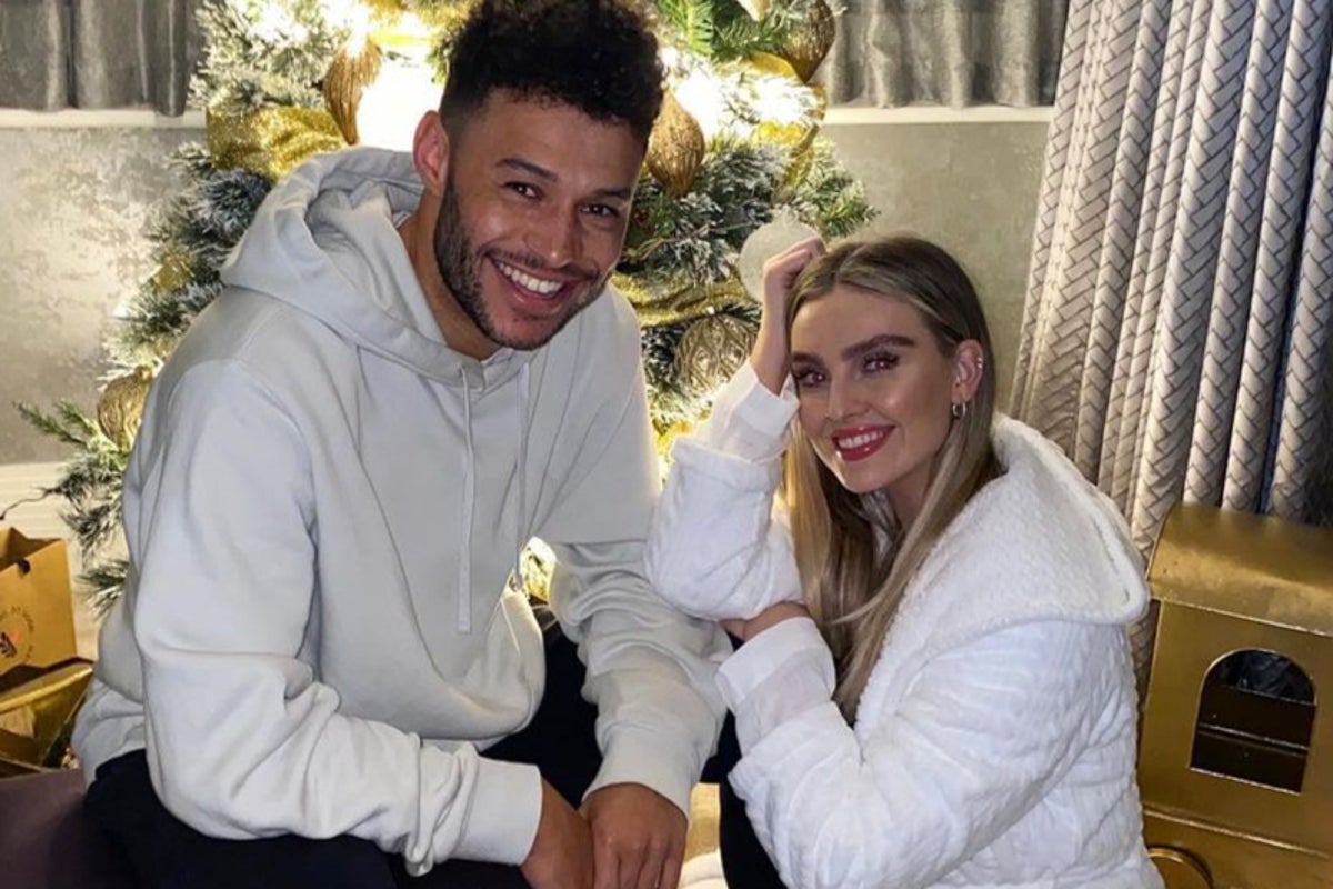 Perrie Edwards marries ex-England footballer Alex Oxlade-Chamberlain in Portugal – UK Times Perrie Edwards marries ex-England footballer Alex Oxlade-Chamberlain in Portugal – UK Times