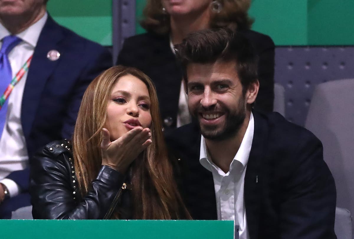 Shakira fans have criticised her ex-boyfriend, Gerard Piqué