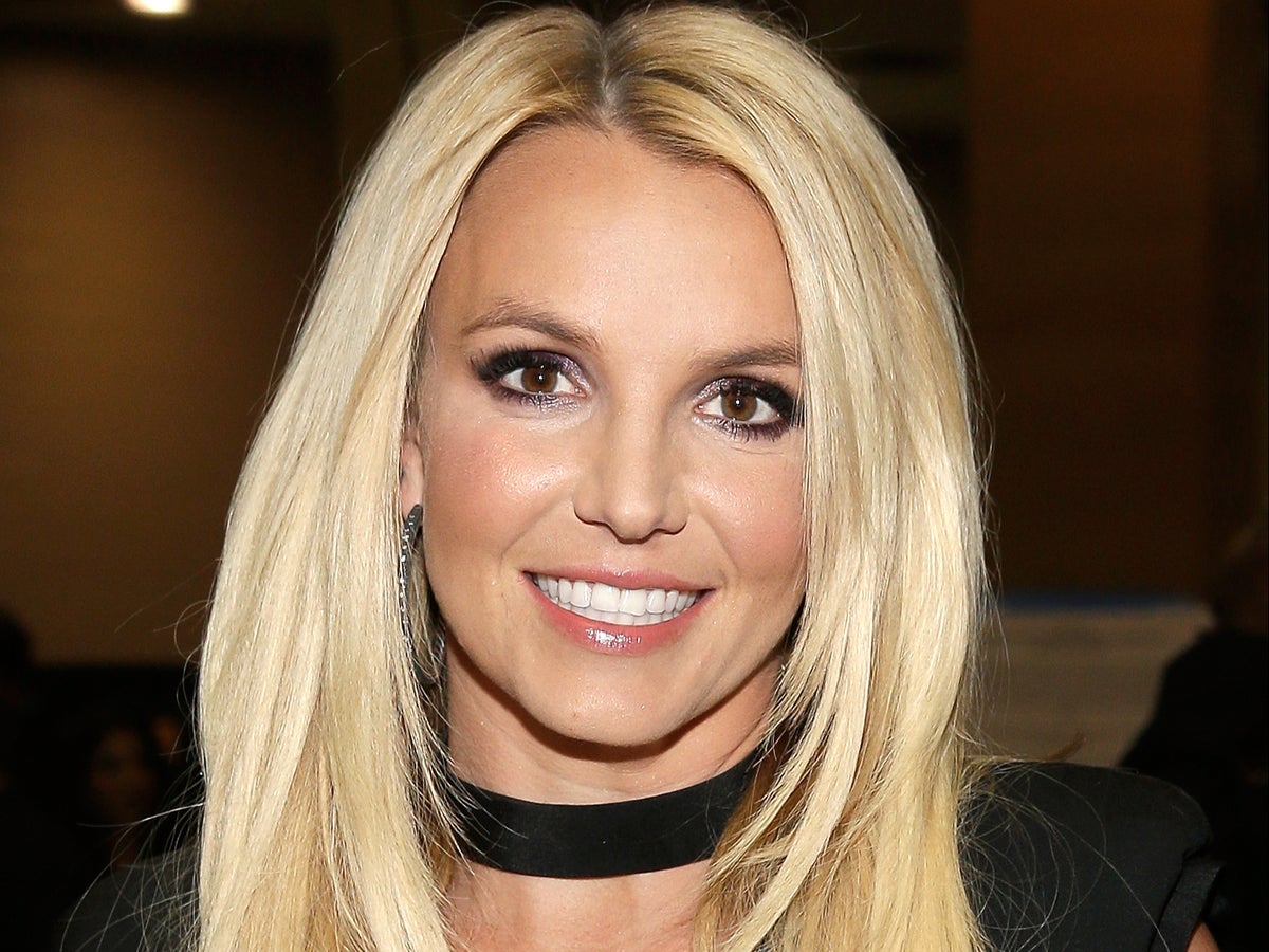 Britney Spears claims that she’s ‘never had seconds’ at dinner