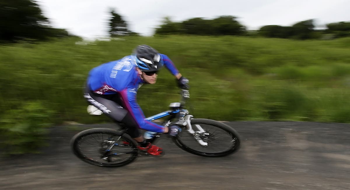 Katie Archibald tried in vain to resuscitate partner Rab Wardell before he died