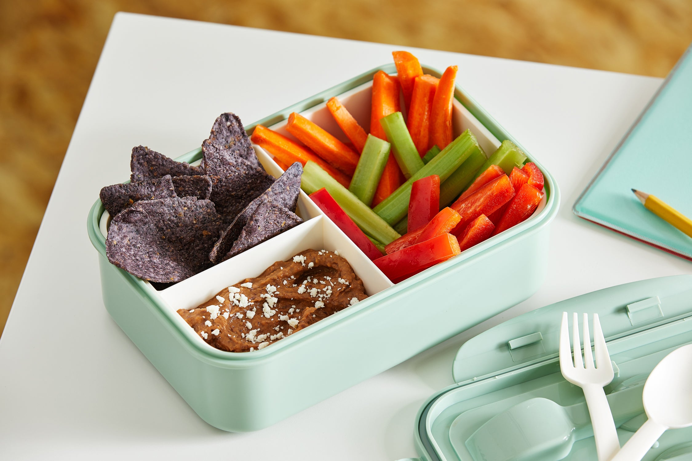 Chilli black bean dip