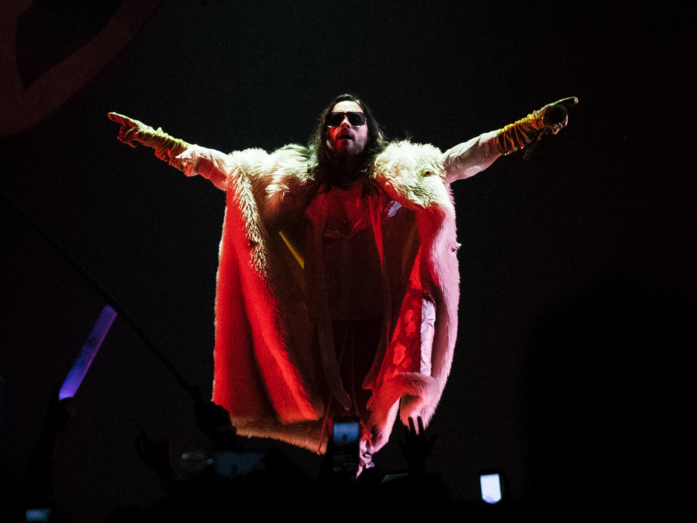Jarde Leto performing with Thirty Seconds to Mars in 2018