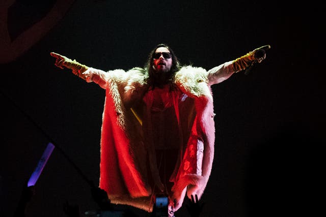 <p>Jarde Leto performing with Thirty Seconds to Mars in 2018</p>