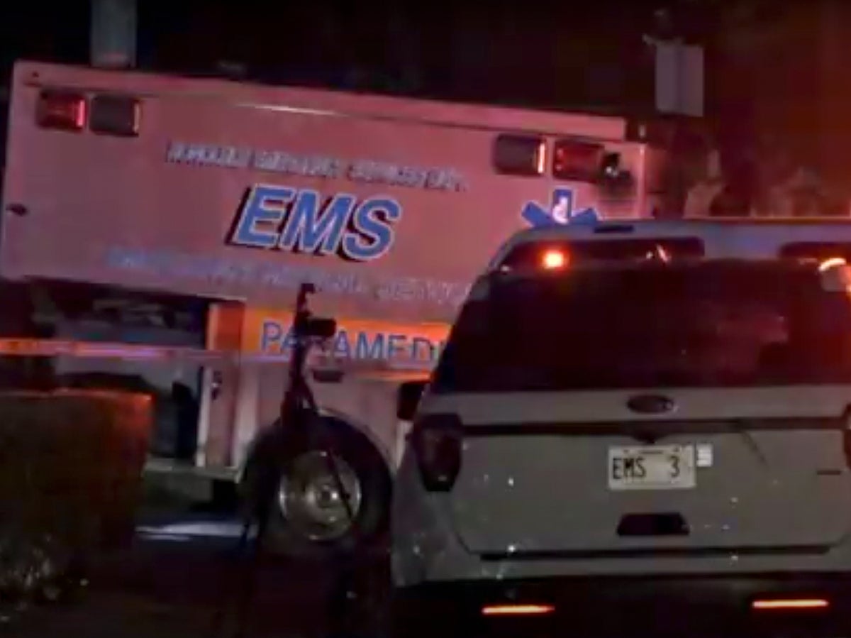 Ambulance explodes leaving patient dead and paramedic critical in Hawaii
