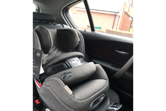 Cybex anoris T i-size car seat, airbag technology, Soho grey