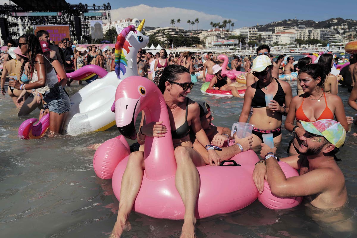 Voices: Merde! France is wondering what on earth Britain has done to the water