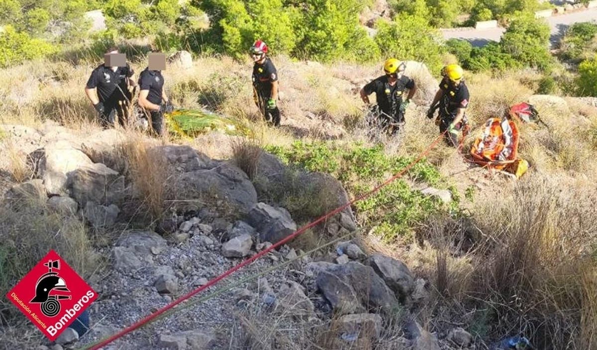 Mujer británica muere tras desprendimiento de rocas en España