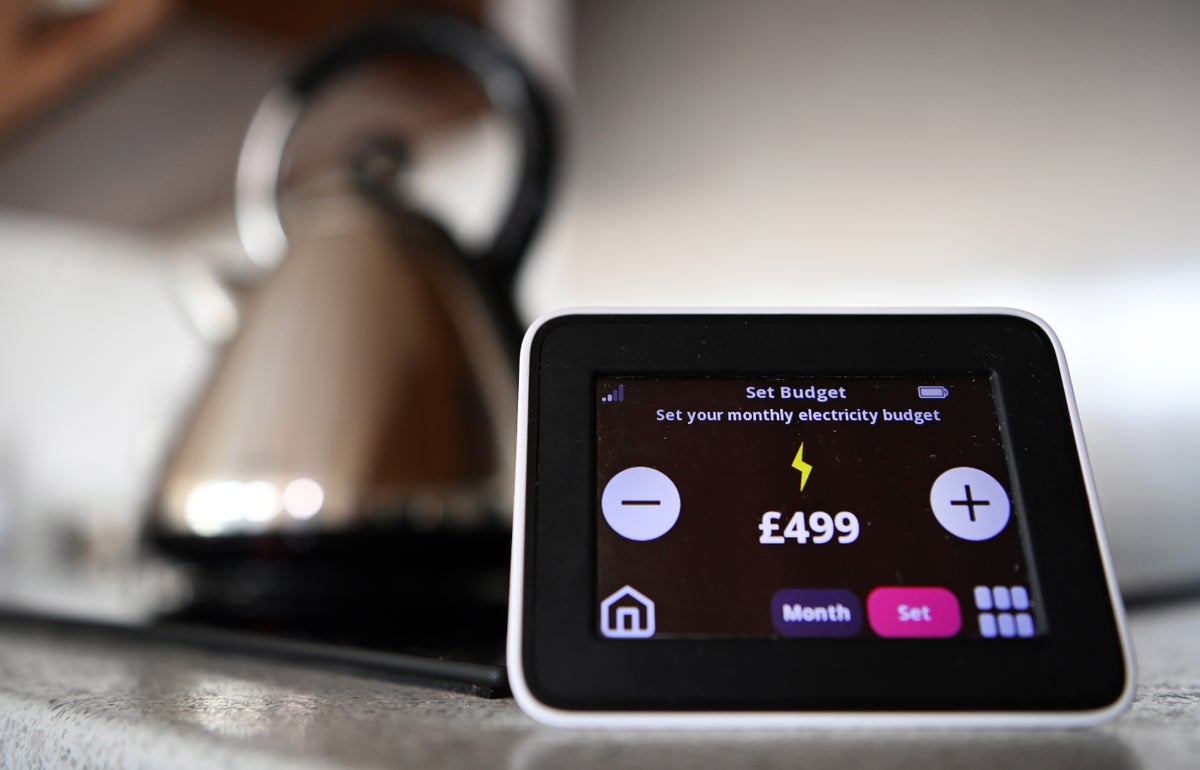 Households brace for bills to soar further as energy price cap set to top £3,500